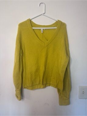 Elan Chartreuse V-Neck Lightweight Sweater